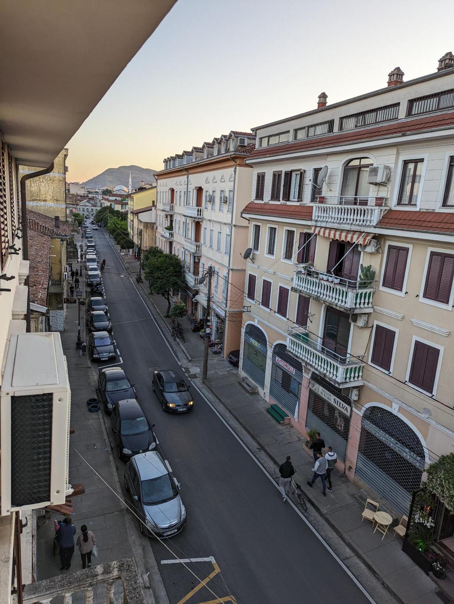 Tias Hostel Shkodër 외부 사진