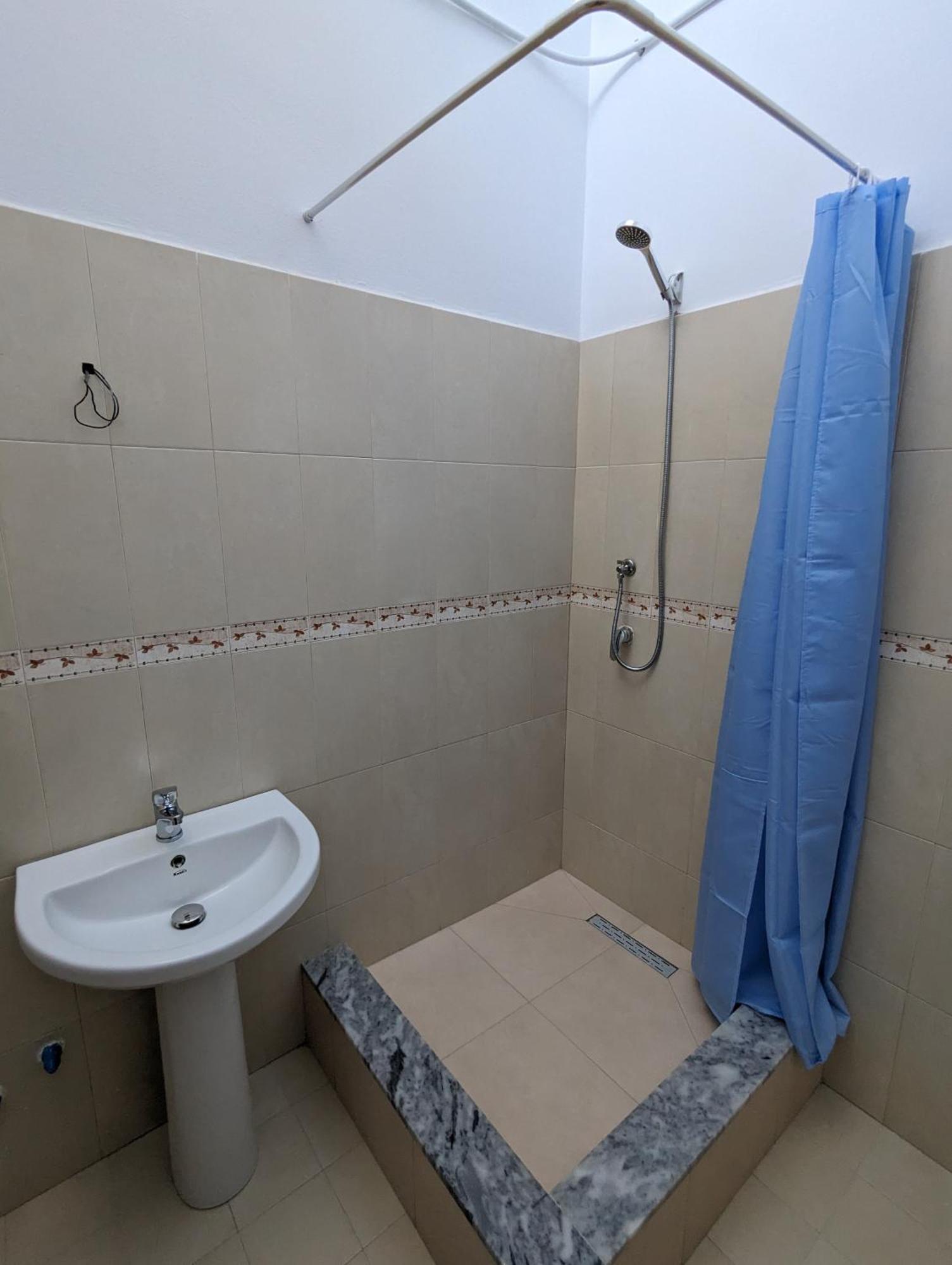 Tias Hostel Shkodër 외부 사진