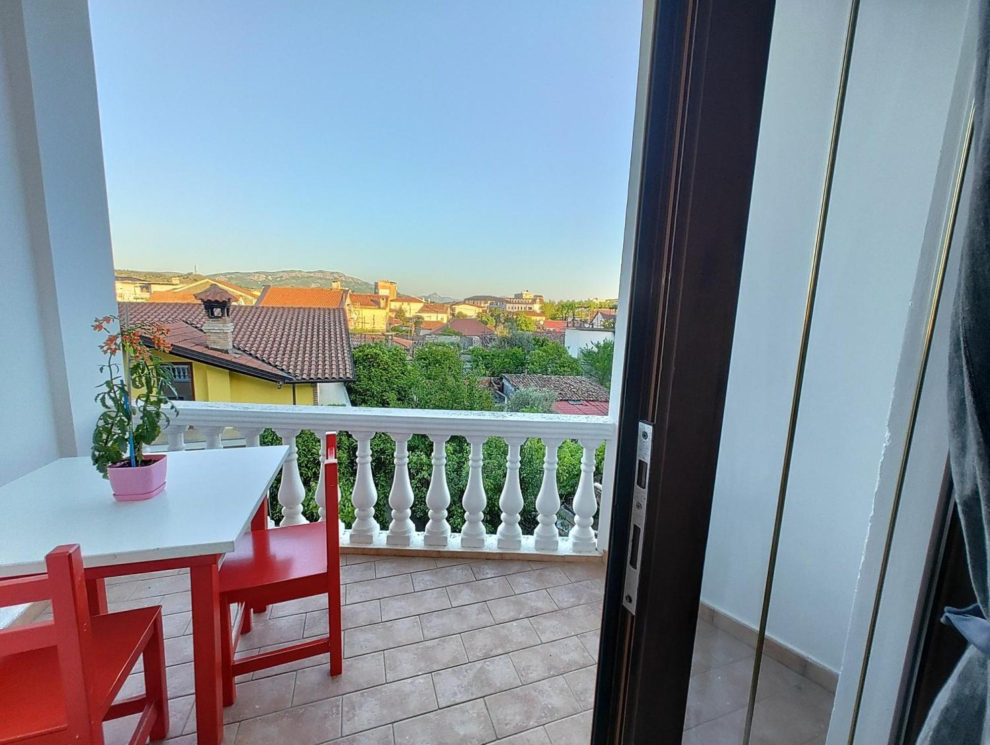 Tias Hostel Shkodër 외부 사진
